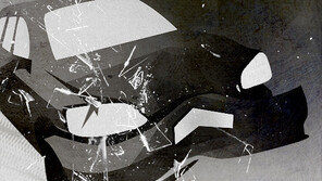 “주차하려다 그만”…행인 2명 들이받고 차 3대 파손한 70대