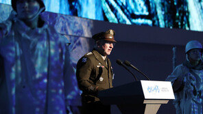 주한미군 사령관 “北, 도발 징후 無…전작권 전환 과제 有”