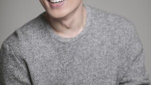 배우 김율호,3세 연상 연인과 결혼 “코로나19로 예식 연기”