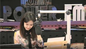 ‘씨네타운’ 떠나는 장예원, 눈물의 인사…“행복했다”