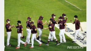 ‘요키시 11승’ 키움, 두산 꺾고 2연승…1위 탈환 눈앞