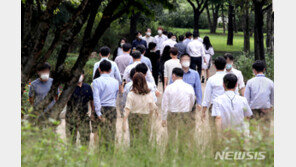 수도권 ‘거리두기 2.5단계’ 연장될까…13일 오후 발표