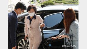 국방부 “추미애 아들 ‘19일 병가’, 절차 따른 것” 재차 옹호