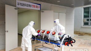 2주 격리환자 중 60대↑ 39.7%…병원·종교시설·요양시설·방판서 감염