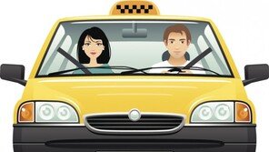 30대 택시기사에 기습뽀뽀한 여성 승객 감형…法 “경미한 추행”