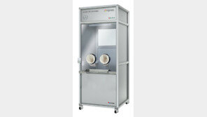 벤츠, 선별진료소 50곳에 ‘워크스루’ 진료부스 기증