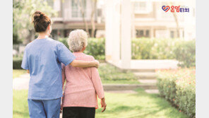 시니어 케어 전문 기관 온맘터치, 2022년까지 가맹점 1000개 모집