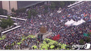 ‘광복절 악몽’ 재현 가능성에 ‘차벽 설치·톨게이트 검문’ 검토