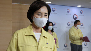 수도권 전면 원격수업 중에도 학생 147명 확진…등교 괜찮나