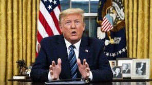 낙관적인 트럼프의 시간표…“코로나 백신 3~4주내 나올 수도”