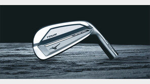 효율적인 중량 배분… 관용성 높이고 최상의 타구감 구현 