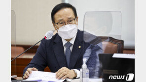 김치찌개·동사무소에 안중근 무리수까지…野 “민주당 이성 잃어”