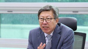 박형준 “부산시장 출마 고심…文정권 리더십 흥하기 어려워”