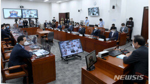 與, 화상 의원 워크숍…이낙연 “가장 시급한 건 4차 추경”