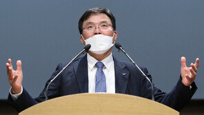 ‘인국공 사장 해임건의’에…“리더십 잃어” vs “더 큰 혼란” 