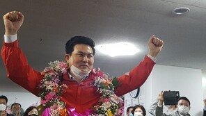 권성동을 본 김태호 “저도 복당 허락을…선거 승리 위해 이 한 몸”