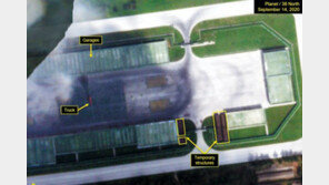 “평양 인근 비행장에 대형 보관시설 신축 정황 포착”…신형 무기 격납고?