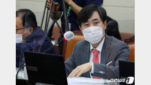 법원 “하태경 ‘민변 안에 북변’ 표현, 명예훼손 아냐”