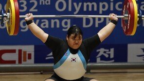 ‘포스트 장미란’ 박혜정, 한국 주니어 용상 부문 신기록