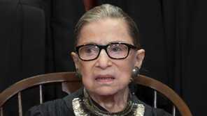 긴즈버그의 유언 “후임 대법관은 차기 대통령이 지명해야”