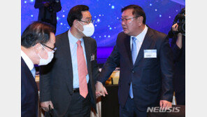 여야, 추경서 통신비 5600억 삭감…백신·중학생 예산 증액