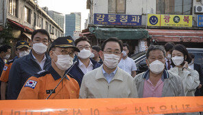 주호영, 청량리 전통시장 화재 현장 방문…“황망한 심정”
