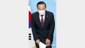 박덕흠 탈당… “당에 부담 안 주겠다”