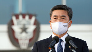 서욱 국방장관, 국군의날 기념식서 “北 위협하면 단호히 대응”