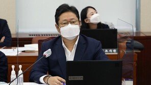 황희 “文대통령, 공무원 피격사건 UN연설 끝나고 알아”