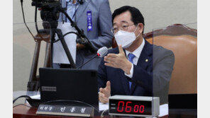 민홍철 “北, 실종 공무원 해상서 줄로 끌고가다 2시간 놓쳐”