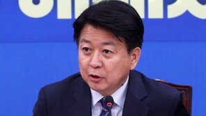 노웅래 “文대통령을 ‘박근혜 7시간’과 비교?…기가 막혀”