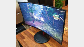 [리뷰] 165Hz, 커브드 지원 본격 게이밍 모니터, 루컴즈전자 스펙트럼 M3202DQ