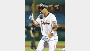 선두 NC, LG 잡고 6연승…KT는 단독 3위 도약