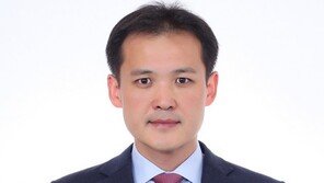 文대통령, 신임 인사비서관에 윤지훈 선임행정관 승진 발탁