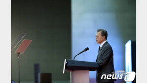 문대통령 “기독교가 국민 마음 모아주면 코로나 반드시 극복”