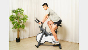 야나두, ‘야핏 사이클’ 선보여…홈트레이닝 시장 진출