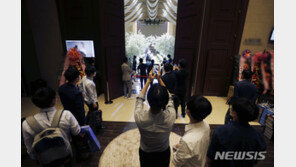 감염병 다시 돌면 ‘위약금 없이’ 예식장 취소 가능해진다