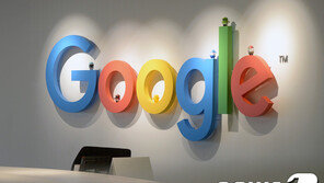 구글, 결국 ‘30% 수수료’ 모든 앱·콘텐츠에 물린다…가격 인상 불가피