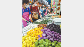 추석앞 재래시장… 송편의 유혹