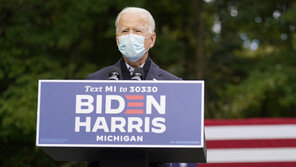 바이든 “4일 코로나19 검사 받는다”…공개 일정 無