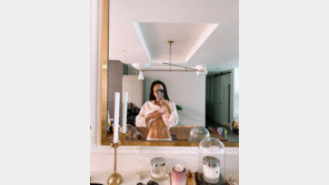 김지우, 운동으로 다진 탄탄한 복근 자랑…“처음 만난 49㎏”