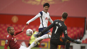 ‘2골 1도움’ 손흥민, 맨유전 평점 10점…“새로운 고지로 향하는 중”