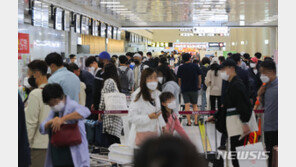 제주 추캉스족 28만명 넘었다…한글날 연휴까지 방역 고비