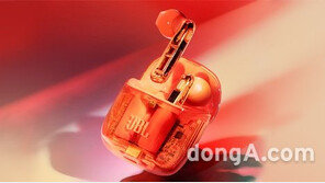 하만, ‘JBL TUNE225 고스트 에디션’ 출시… 색상 강렬한 무선 이어폰