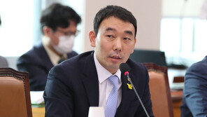 ‘난민·소년재판’ 예산으로 잉크 구입?…대법 “적법 지출”