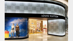 “핸드백 사려면 2시간 대기하라고?”…추석 대목 맞은 명품, 매출 ‘훨훨’