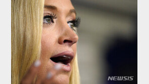 ‘집단감염 온상’ 된 백악관, 대변인·기자들도 확진…“북한이 더 안전”