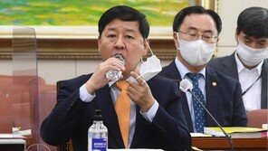 野 “丁총리, 고위공직자 다주택 매각 권고 거짓말…점검도 안해”