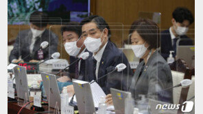 신원식 “뭐 뀐놈이 먼저 성낸다고…기밀 누설한 것은 그쪽 與”