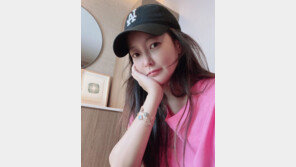 김희선, 화장기 없는 민낯에도 빛나는 동안 미모